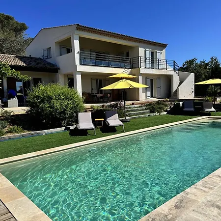 De Luxe Renovee Avec Piscine, 4 Chambres, A 5 Minutes De La - Fr-1-726-25 Villa